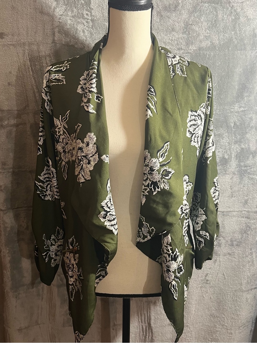 indulge Olive Green Floral Open-Front Draped Jacket